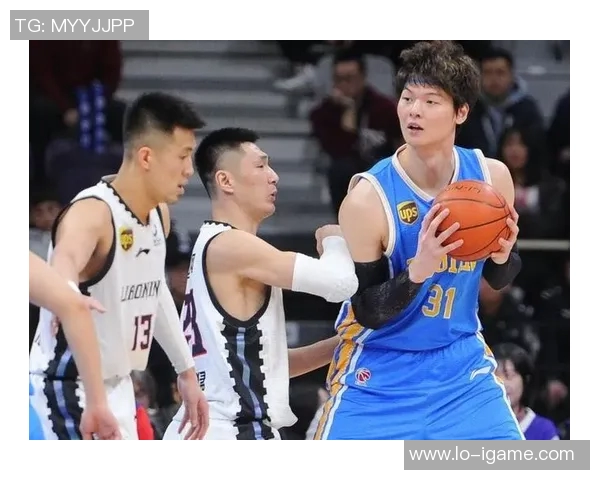 王郭争锋:王哲林爆料“我与郭艾伦互挑”,单挑成赛场亮点 王郭争锋:王哲林爆料“我与郭艾伦互挑”,单挑成赛场亮点