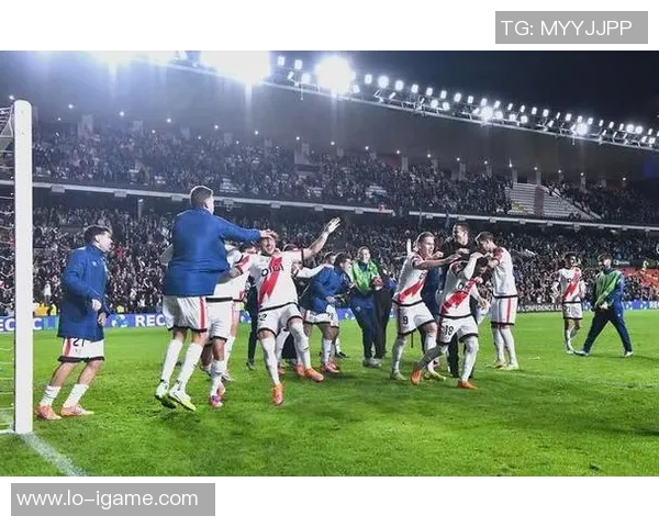 塞尔：巴列卡诺主场在欧协联时缩小尺寸，但对皇马时并未恢复